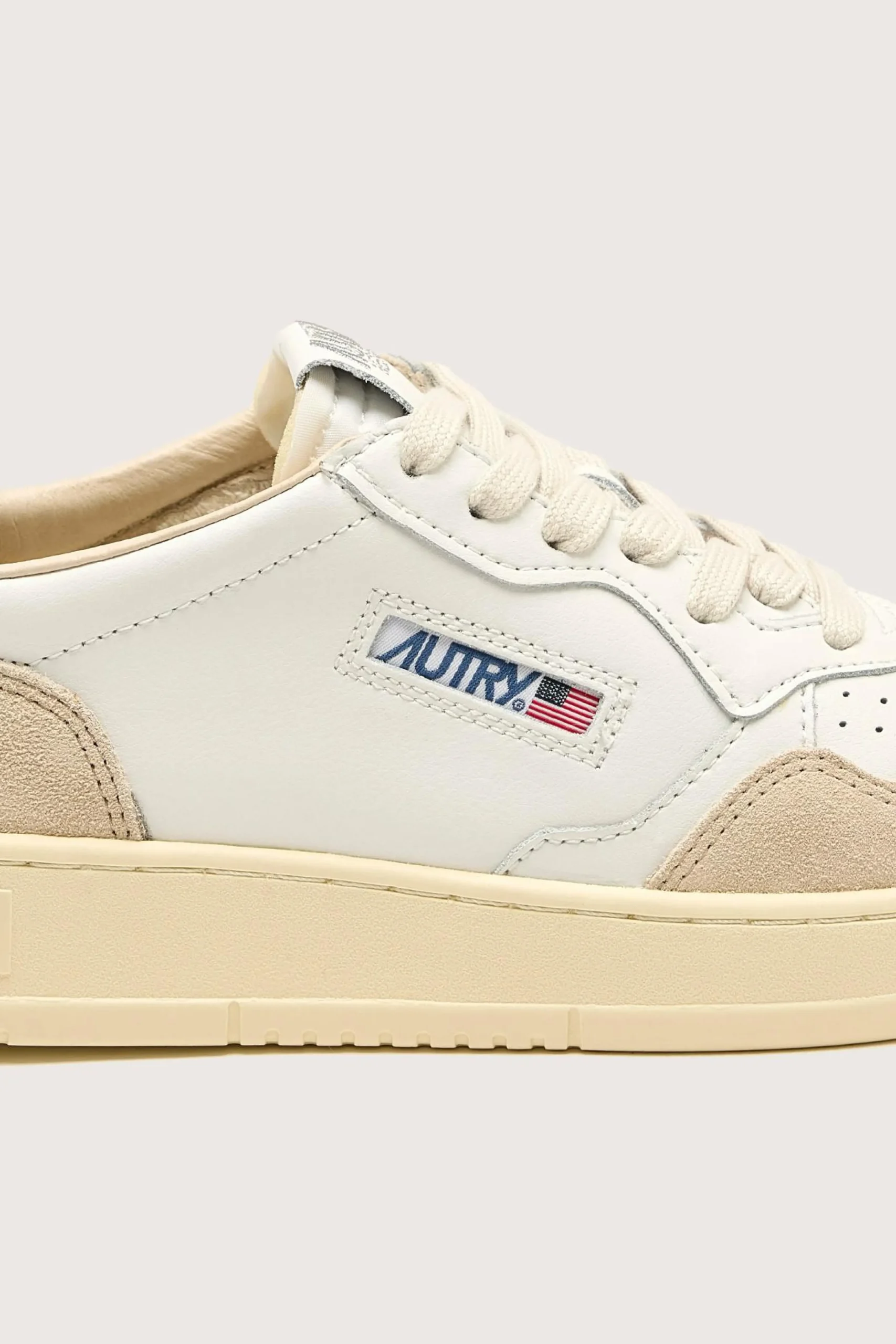 Bekijk Alles|Sneakers|Autry Medalist Low For Women