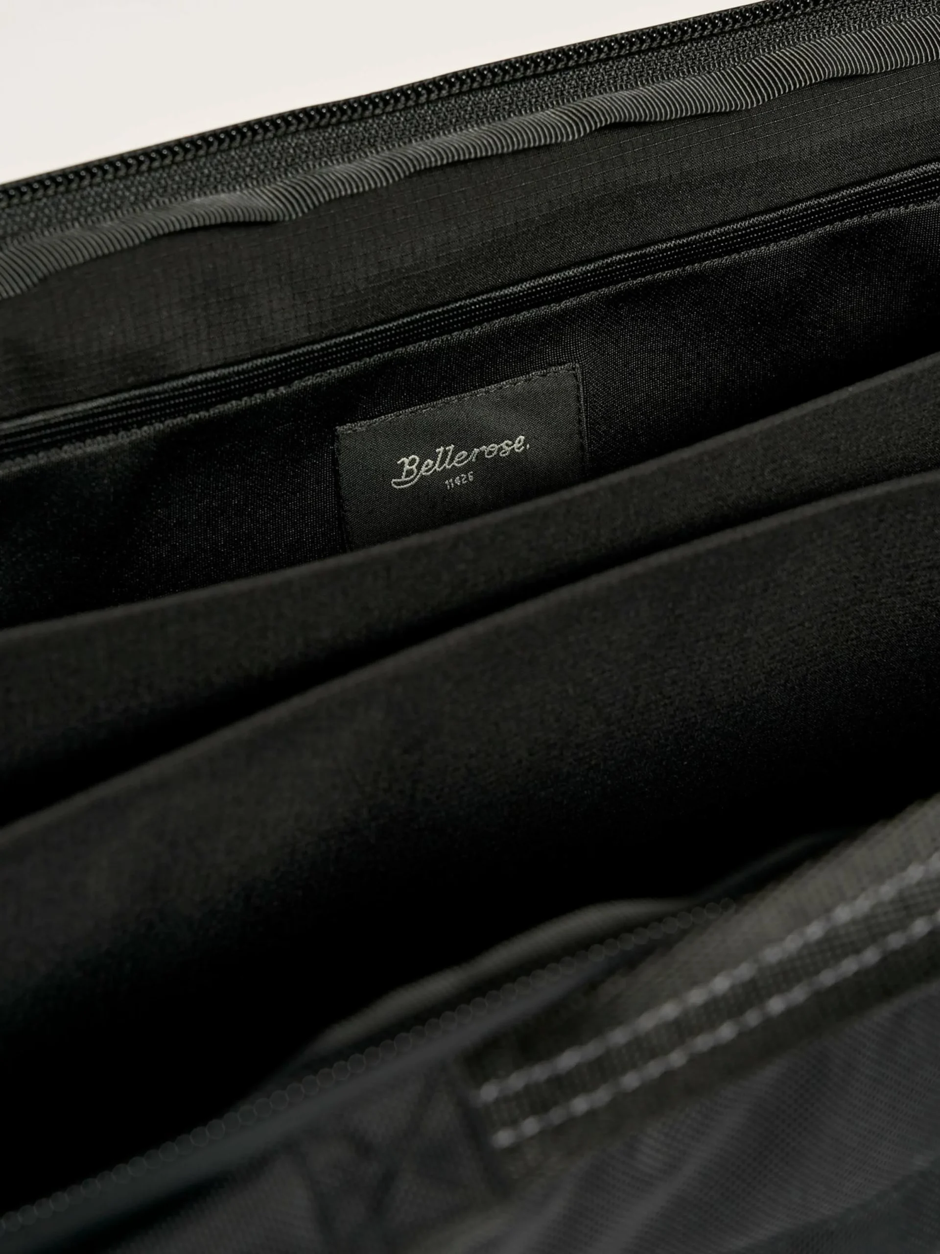 Bekijk Alles|Tassen|Bellerose Hencom Laptoptas