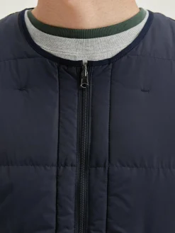 Bekijk Alles|Mantels & Jassen|Bellerose Hoch Bodywarmer Navy