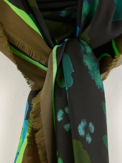 Bekijk Alles|Sjaals|Bellerose Syvon Bloemige Sjaal